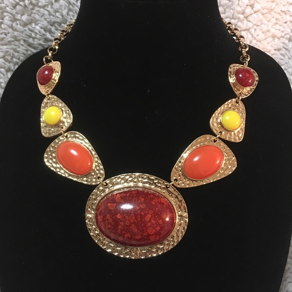 Erica Lyons Statement Necklace - Picture 1 of 5
